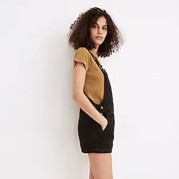 Madewell Adirondack Short Overalls in Washed Black - Picture 3 of 5